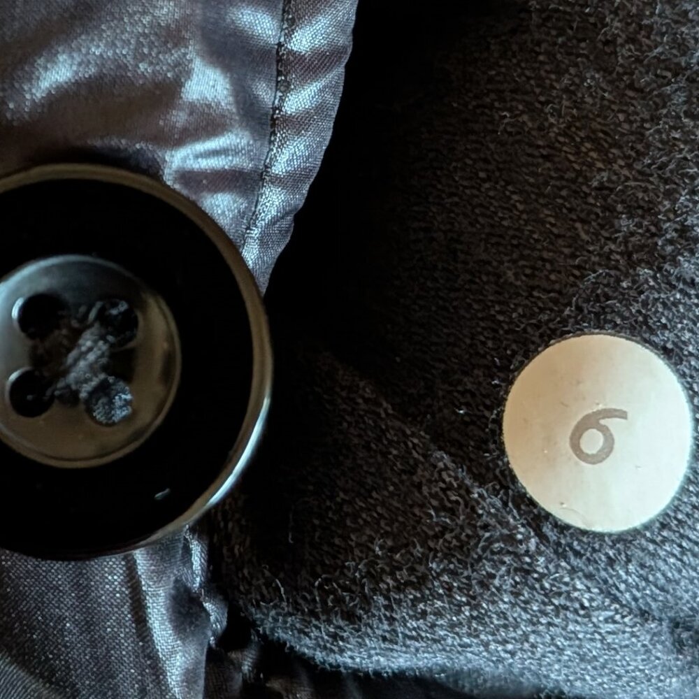 Lululemon Pedal Power Jacket Black Fleece Interior - Picture 5 of 8